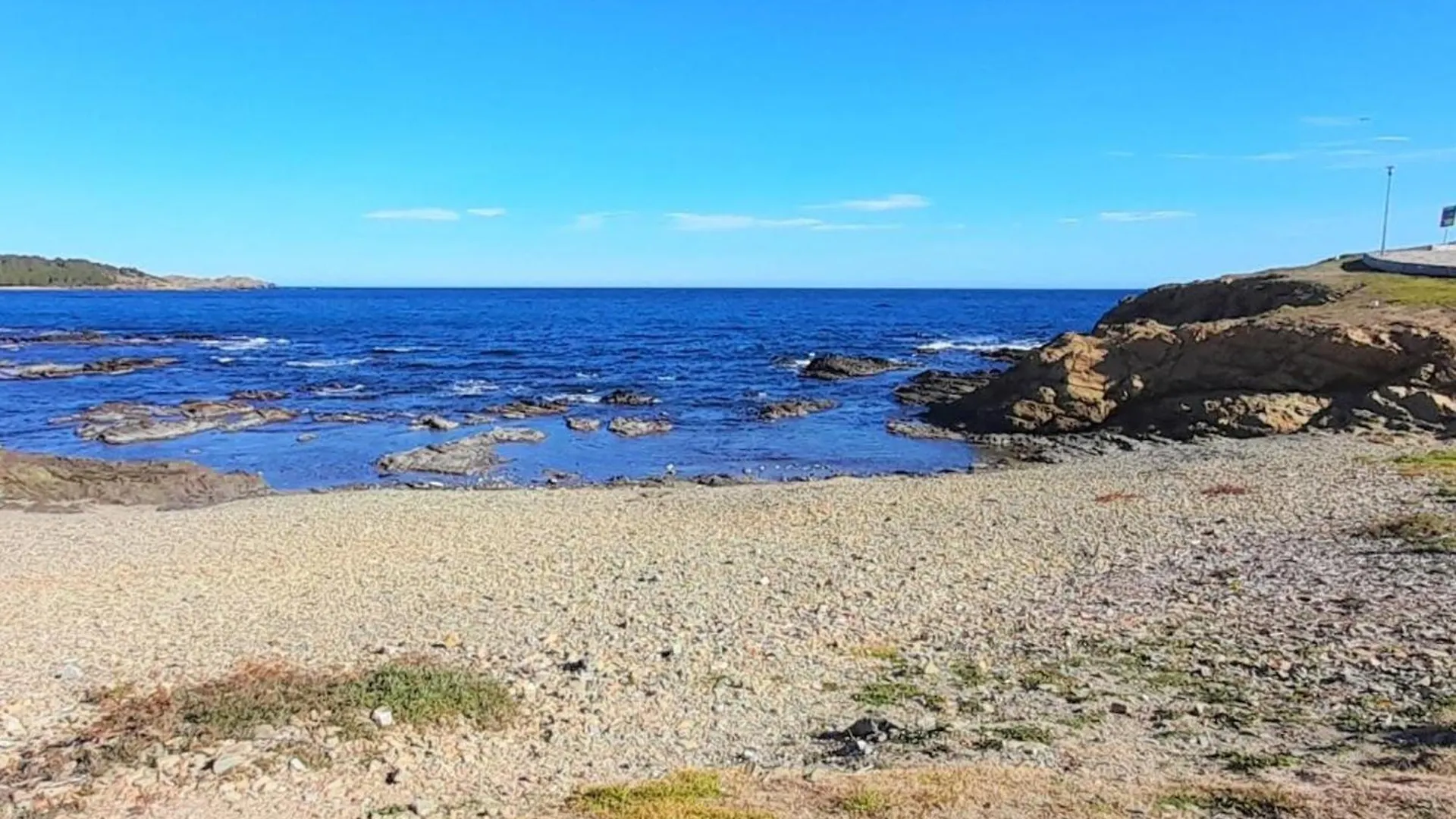Appartamento Apartamento Con Terraza Panoramica Cerca De La Playa En Llanca - Es-170-87