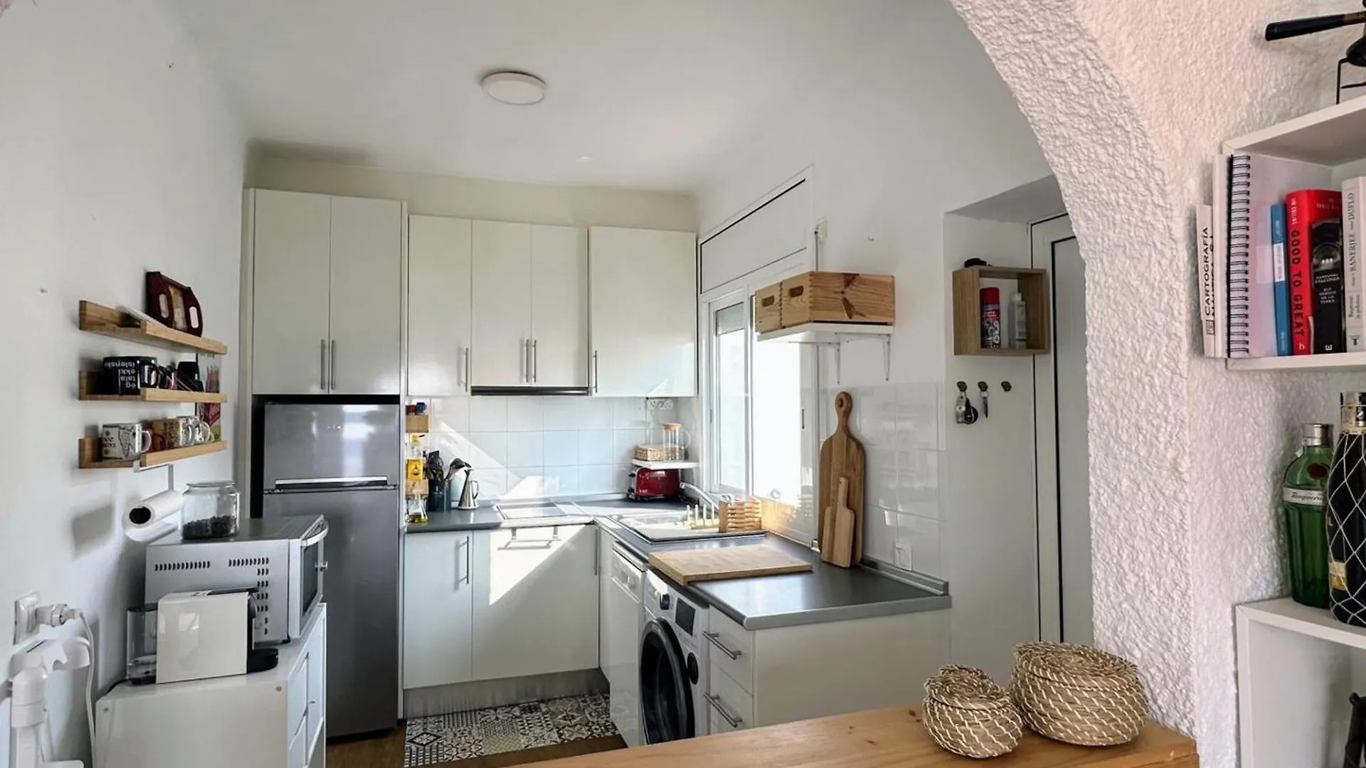 Apartamento Con Terraza Panoramica Cerca De La Playa En Llanca - Es-170-87 Apartment